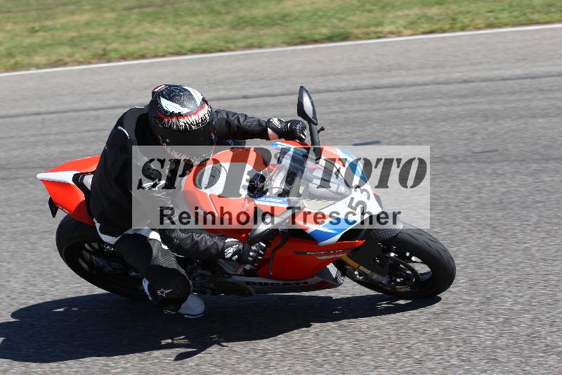 Archiv-2025/48 25.08.2025 Cornu Master School ADR/gruen-vert/53